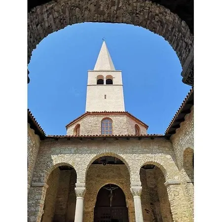 Augustina Comfortable * Porec